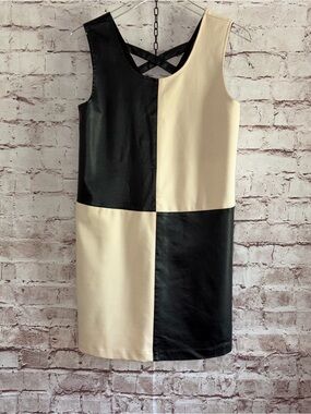 Very J Black and Cream Colorblock Mini Dress